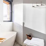 Panzió Domaine Des Jammetous - And Yoga Retreat Center