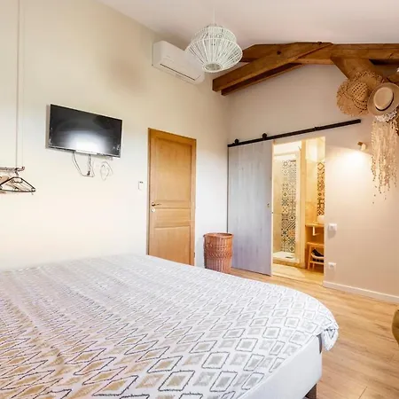 Domaine Des Jammetous - And Yoga Retreat Center La Magdelaine-Sur-Tarn