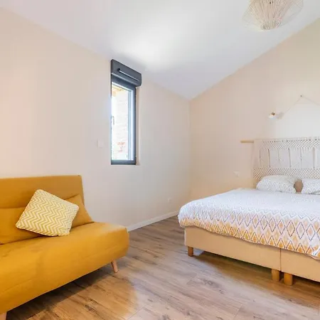 Domaine Des Jammetous - And Yoga Retreat Center