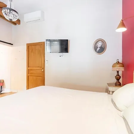 Domaine Des Jammetous - And Yoga Retreat Center 3* La Magdelaine-Sur-Tarn