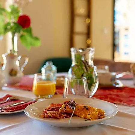 Domaine Des Jammetous - And Yoga Retreat Center La Magdelaine-Sur-Tarn