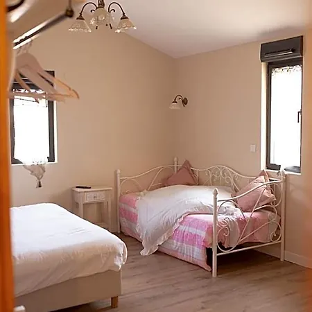 Domaine Des Jammetous - And Yoga Retreat Center