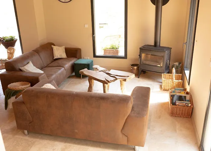 Domaine Des Jammetous - And Yoga Retreat Center