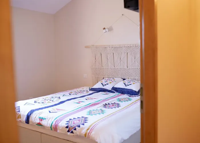 فندق مبيت وإفطار Domaine Des Jammetous - And Yoga Retreat Center