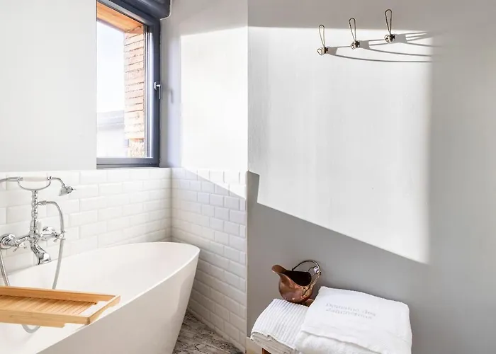 Bed & Breakfast Domaine Des Jammetous - And Yoga Retreat Center