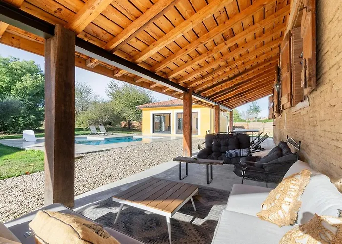 Bed & Breakfast Domaine Des Jammetous - And Yoga Retreat Center La Magdelaine-Sur-Tarn