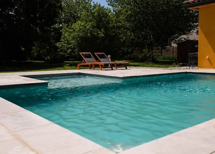 Domaine Des Jammetous - And Yoga Retreat Center 3*