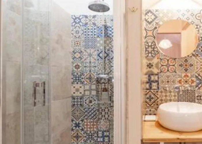 فندق مبيت وإفطار Domaine Des Jammetous - And Yoga Retreat Center 3*